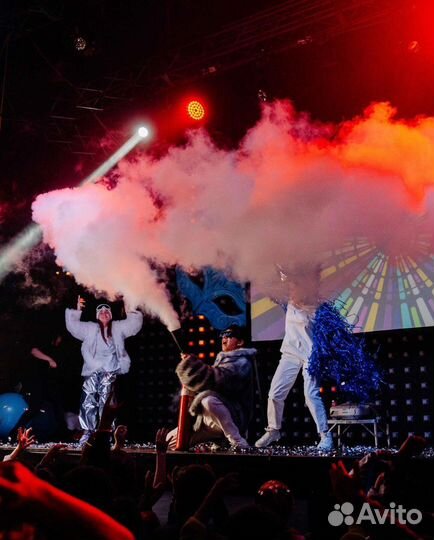 Ведущий (Не тамада)