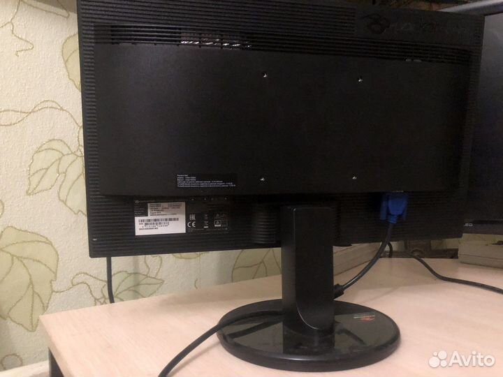 Монитор packard bell