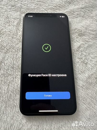 iPhone X, 64 ГБ