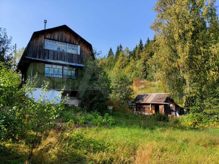 Дача 25 м² на участке 6 сот.