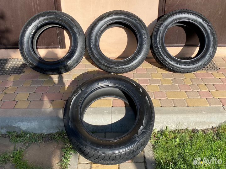 Bridgestone Blizzak DM-V2 225/65 R17 102S