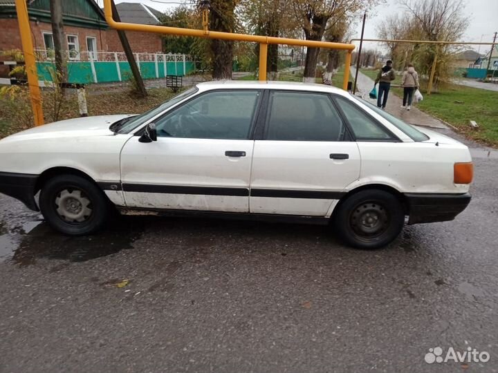 Автомобиль на запчасти разбор Audi 80
