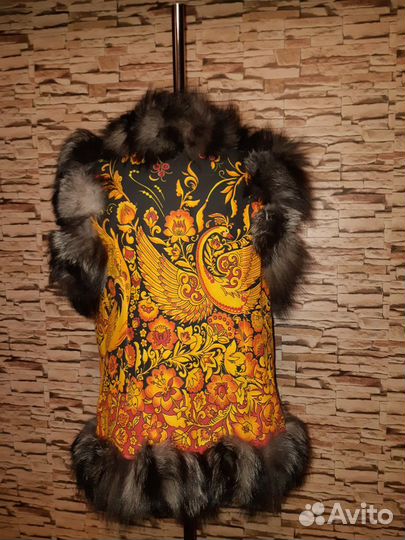 Меховая жилетка