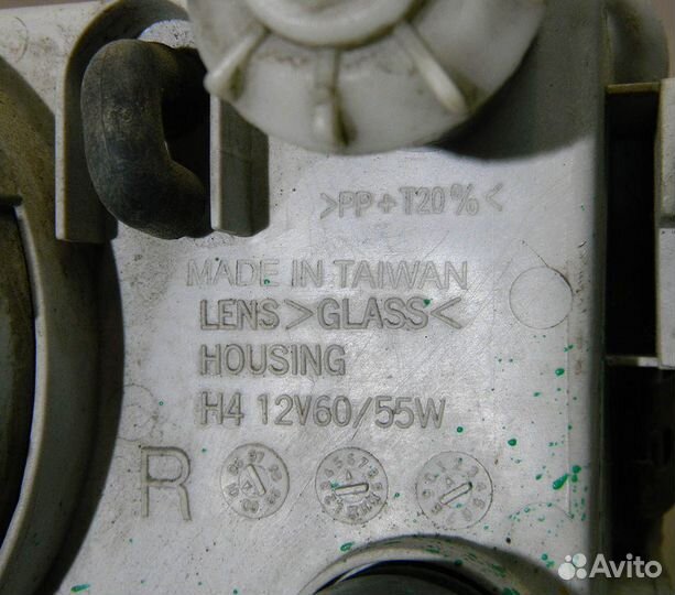 Фара правая Skoda Felicia