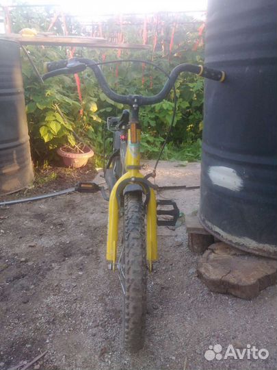 Детский велосипед 16