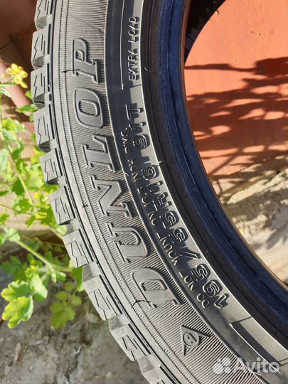 Dunlop SP Winter Ice 02 195/55 R16