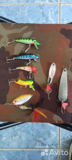 Набор блесен и воблеров