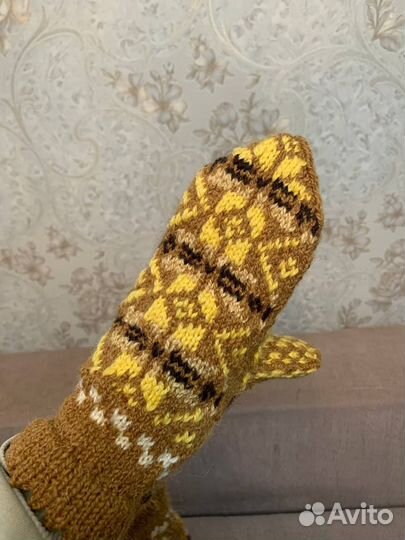Варежки вязаные ручной работы