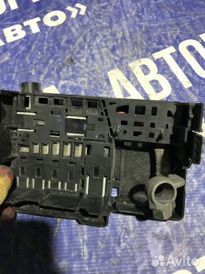 Блок предохранителей акб Chevrolet Cruze Круз