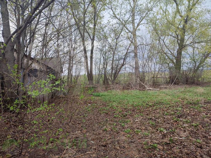 Дом 25 м² на участке 4 сот.