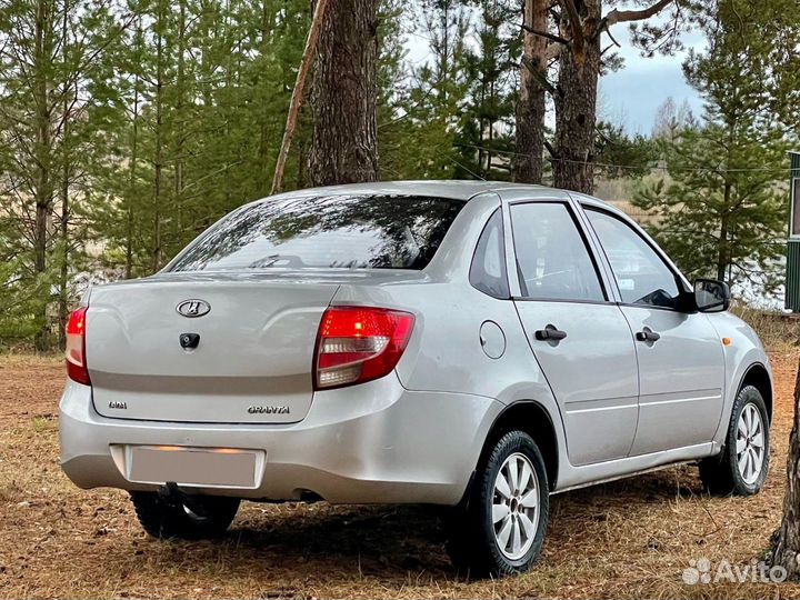 LADA Granta 1.6 МТ, 2013, 140 000 км