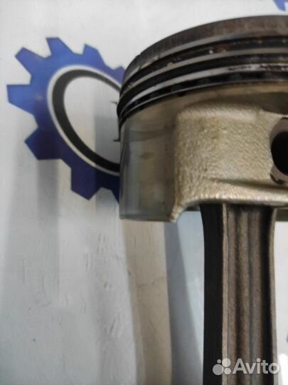 Шатун, поршень Mercedes-Benz E-Class W210 M113