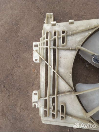 Дифузор Toyota avensis 250 1.8