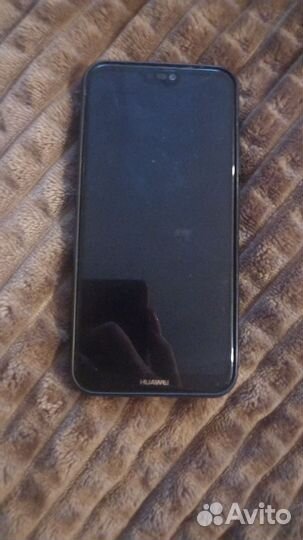 HUAWEI P20 Lite, 4/64 ГБ