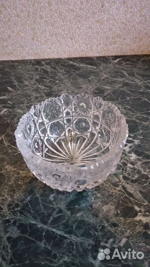 Хрустальная ваза