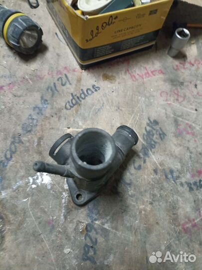 Охлаждение тройник(Sharan, Ford galaxi, Alhambra)