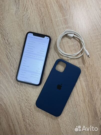 iPhone 11, 64 ГБ