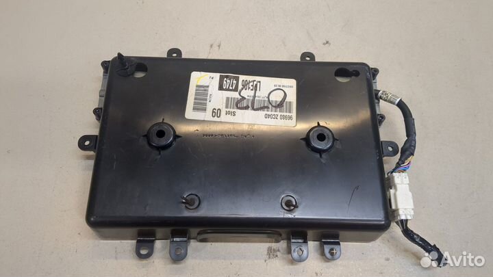 Дисплей мультимедиа Infiniti QX56, 2006