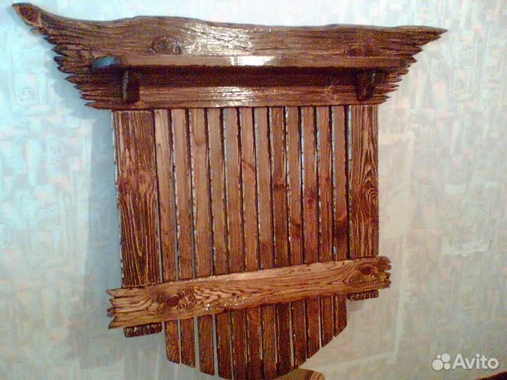 Вешалка настенная