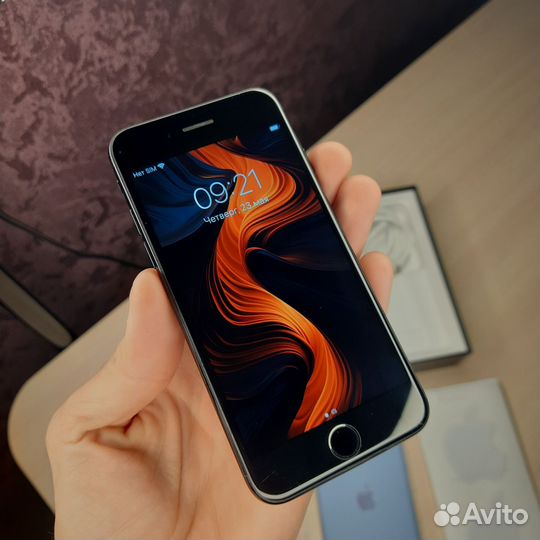 iPhone 7, 32 ГБ