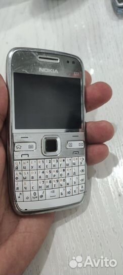 Nokia E72