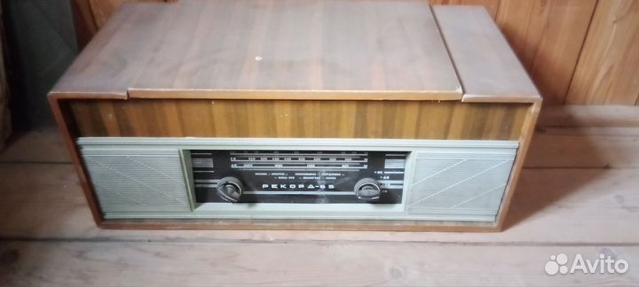Радиола рекорд 65