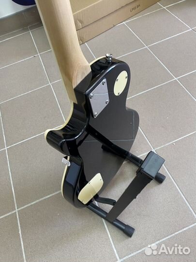 Электрогитара les paul новая