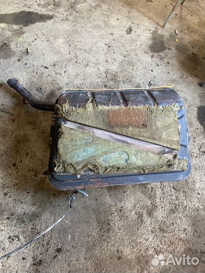 Бензобак Audi 80 B3 RU 1989