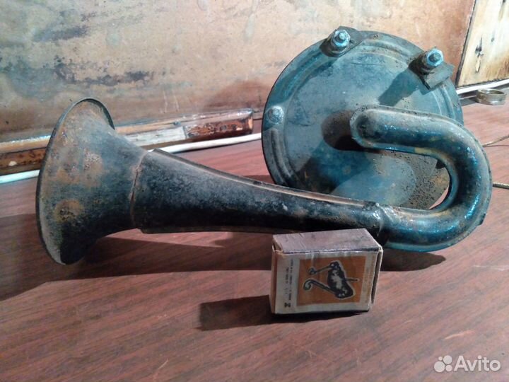 Клаксон Газ 21