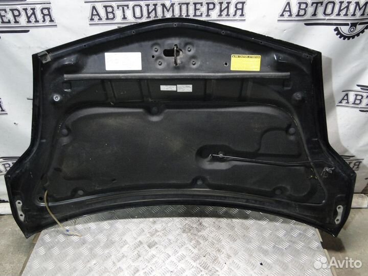 Капот Toyota Prius 20 2007 1.5