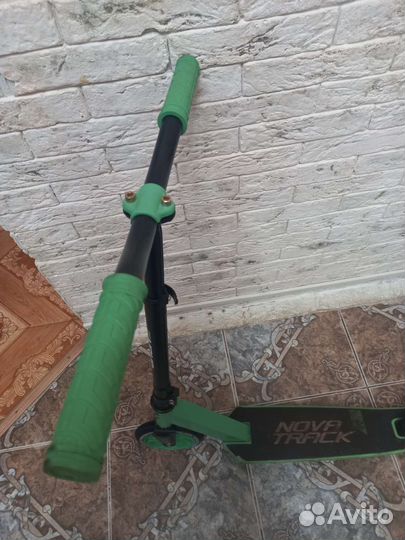 Самокат детский с большими колесами