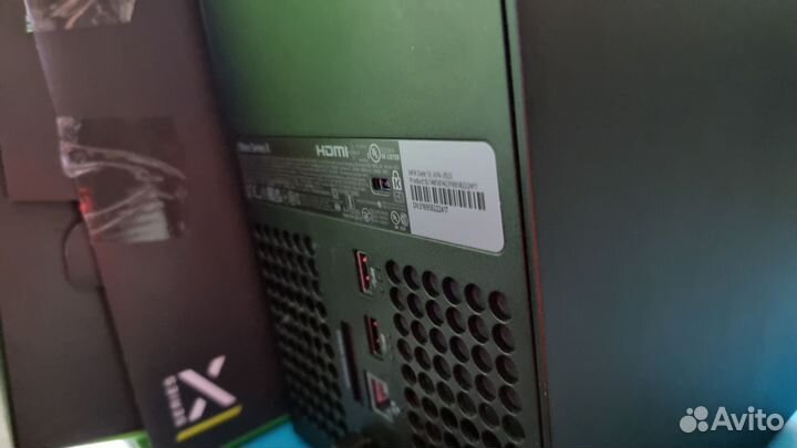 Игровая приставка Xbox series X 1 TB