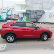 Mitsubishi Eclipse Cross 1.5 CVT, 2019, 59 000 км, с пробегом, цена 1 880 000 руб.