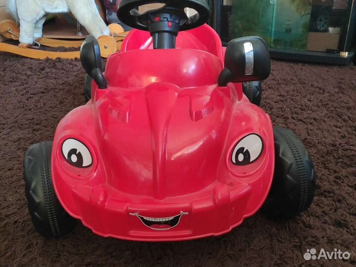 Машинка-каталка самоходная
