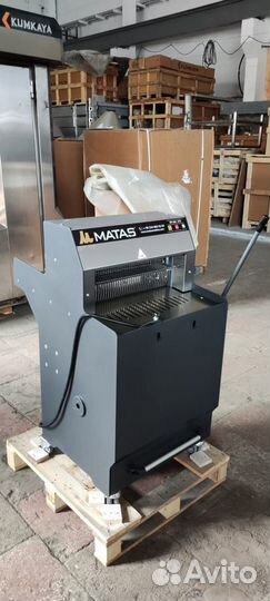 Хлеборезка ручная Матас