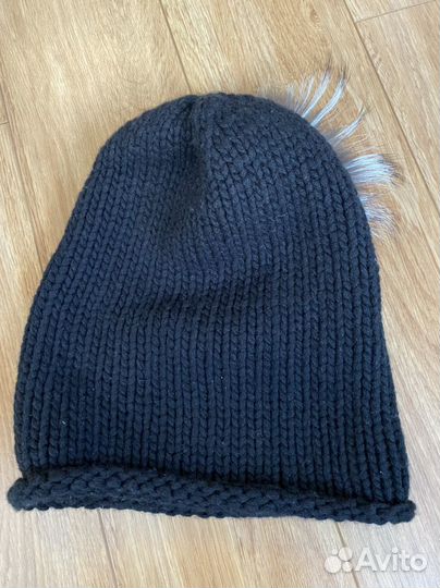 Шапка Inverni черная и бежевая