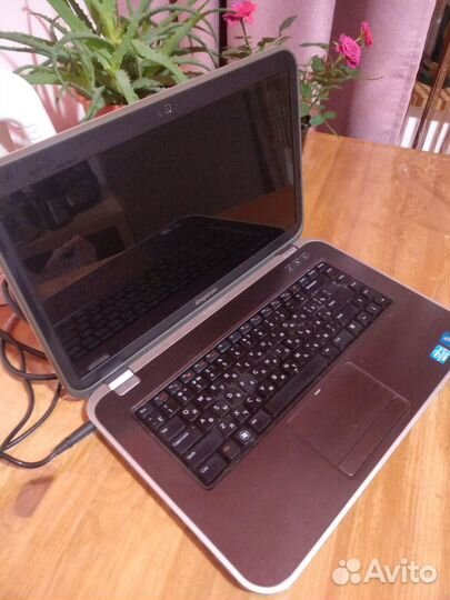 Ноутбук dell inspiron 5520