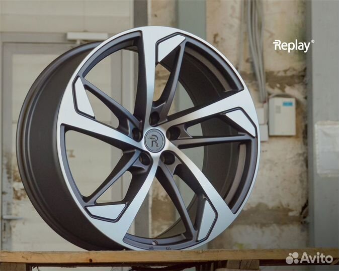 Диски r21 audi Q7 BMW X7, VW Touareg Replay A275