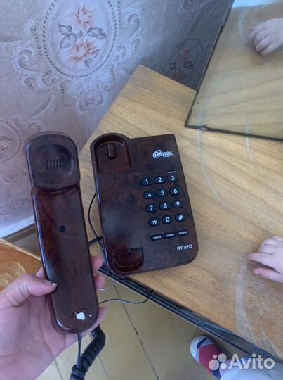 Стационарный телефон