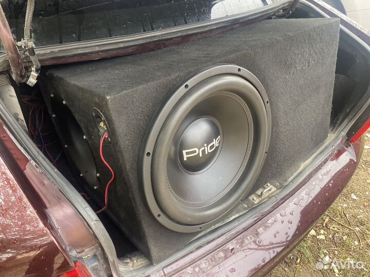 Сабвуфер с моноблоком