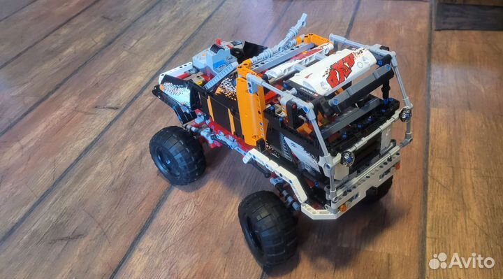 Конструктор lego Technic 9398 Внедорожник 4х4
