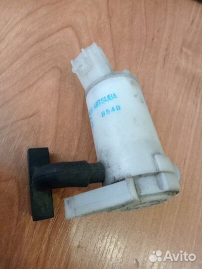 Моторчик (насос) омывателя Honda Accord седан