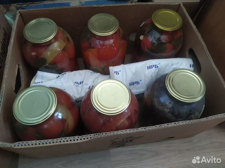 Банки разные (1мин от м.Котельники)