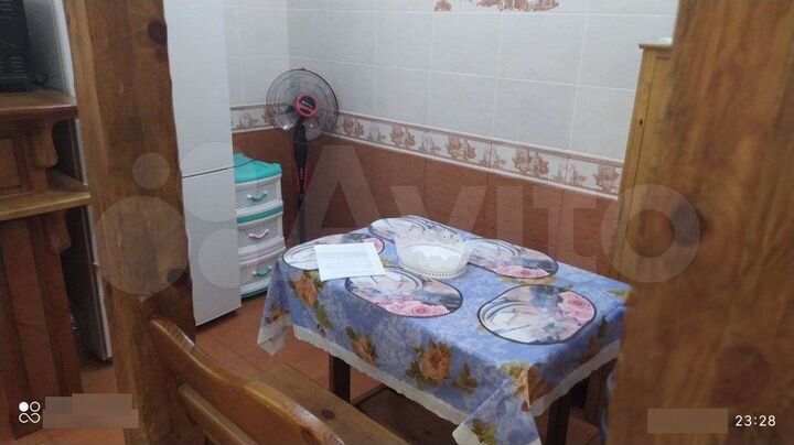 2-к. квартира, 60 м², 1/2 эт.