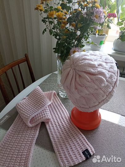 Комплект шапка и шарф женские