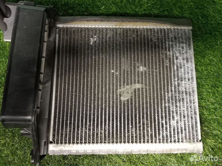 Радиатор кондиционера для Toyota Avensis 2