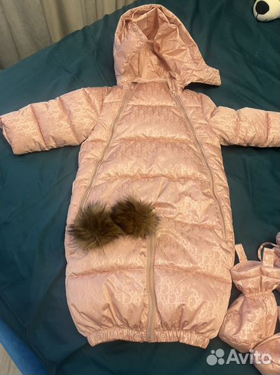 Зимний комбинезон для девочки