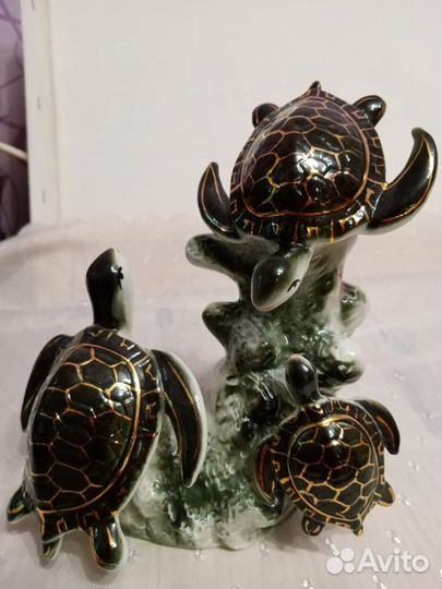 Сувенир статуэтка три морских черепахи