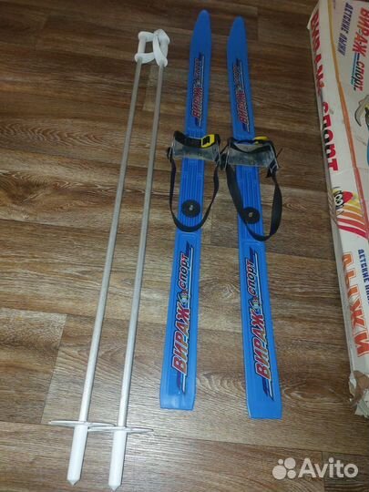 Детские лыжи