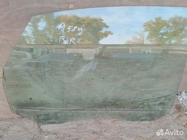 Стекло двери заднее правое Ford Focus 2 Рестайлинг
